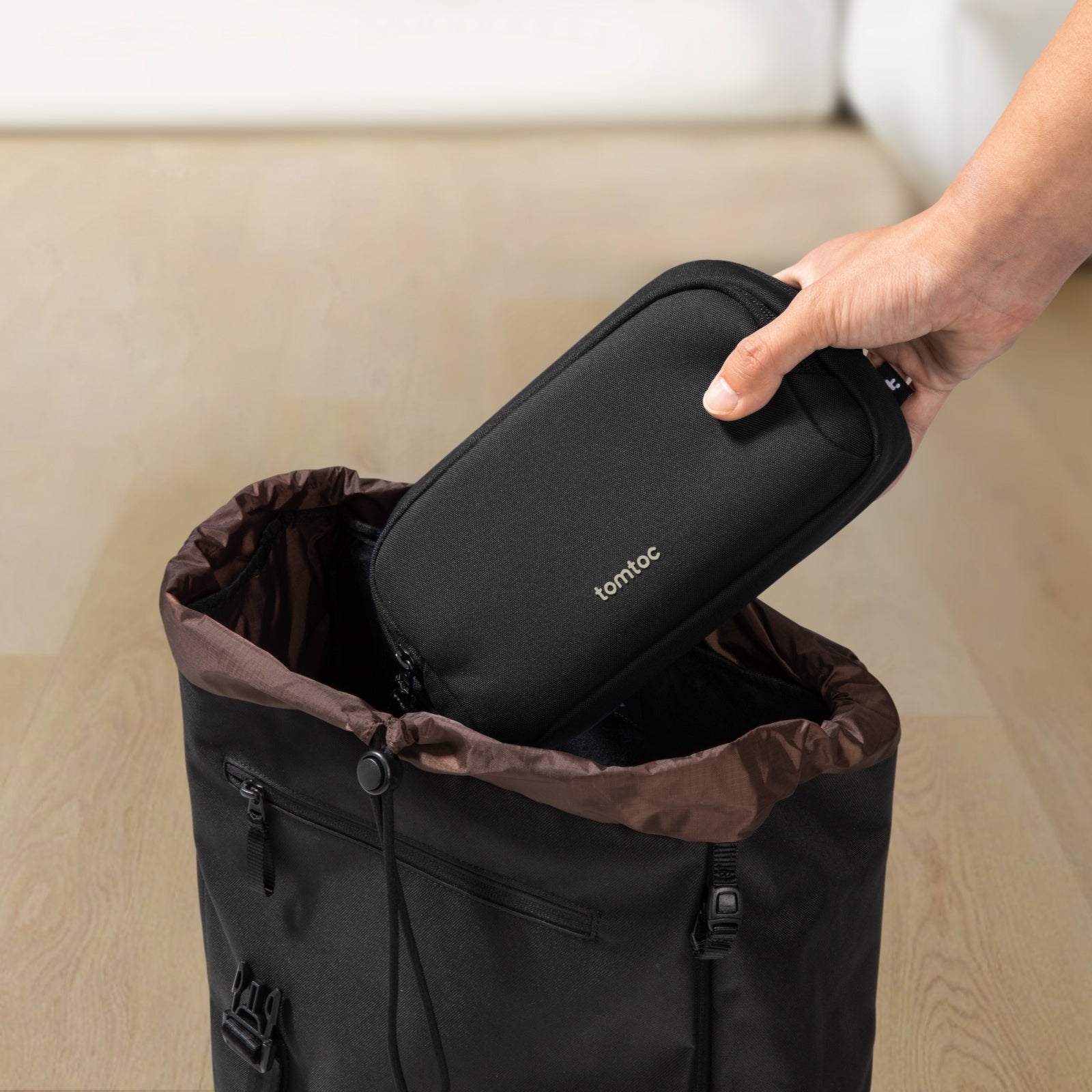 Light-T12 Electronic Accessory Pouch M