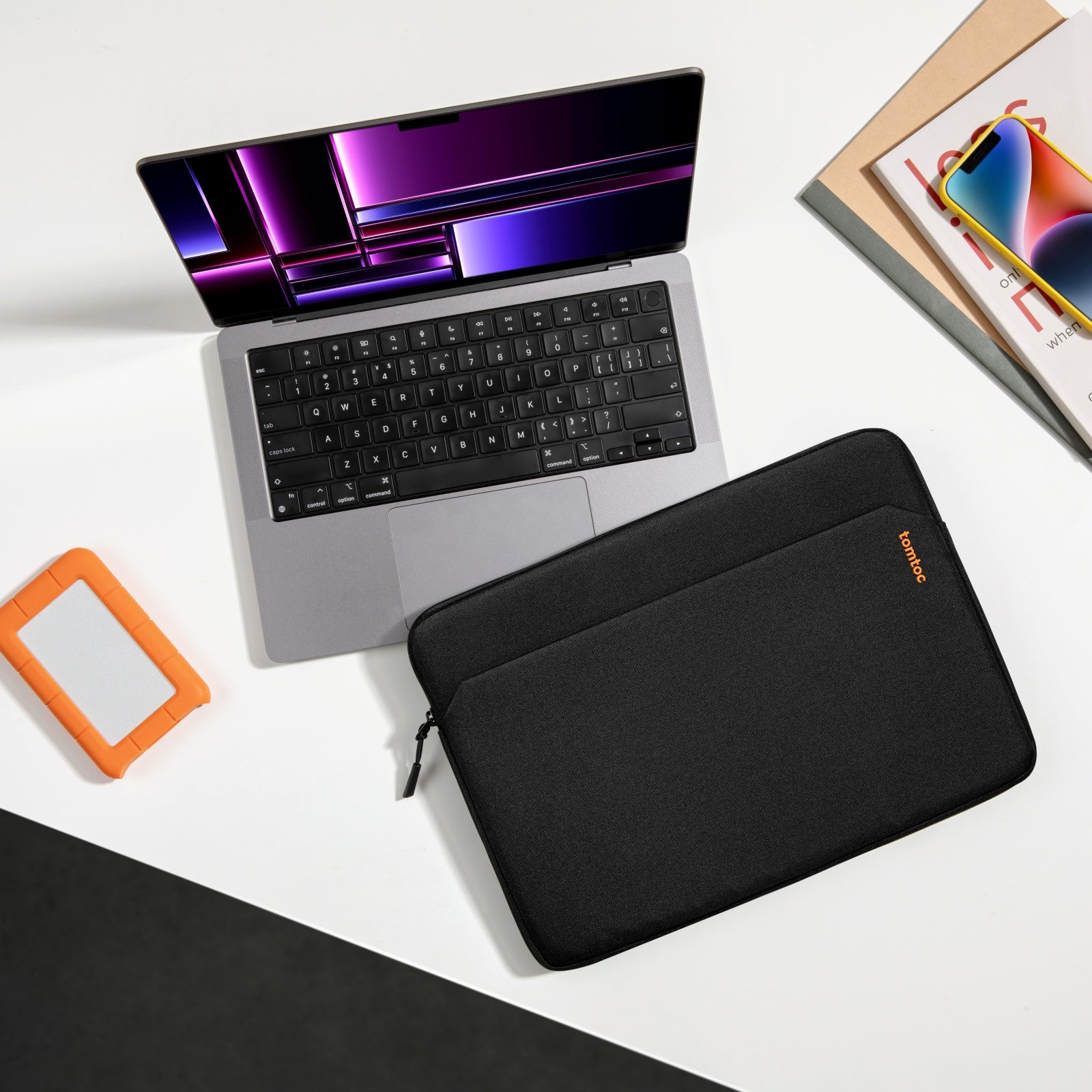 Light-A18 Laptop Sleeve for 13 inch MacBook Air/Pro