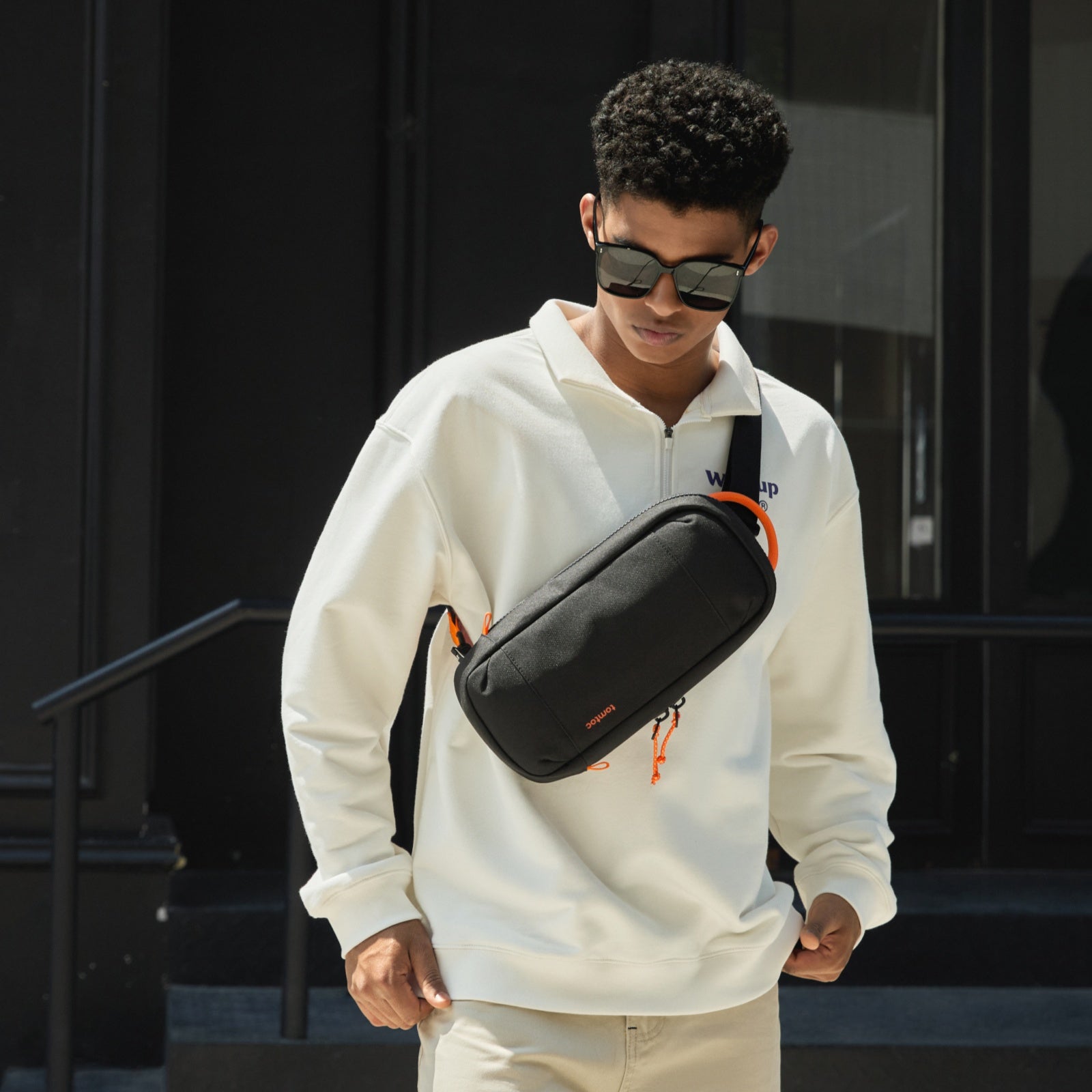 GameOn-G49 Nintendo Switch 2 Sling Bag