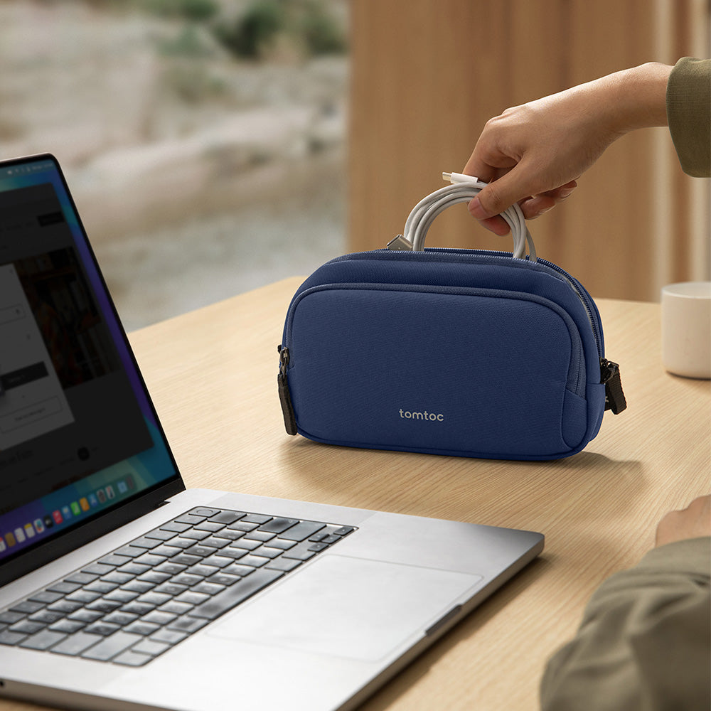 Light-T12 Electronic Accessory Pouch M