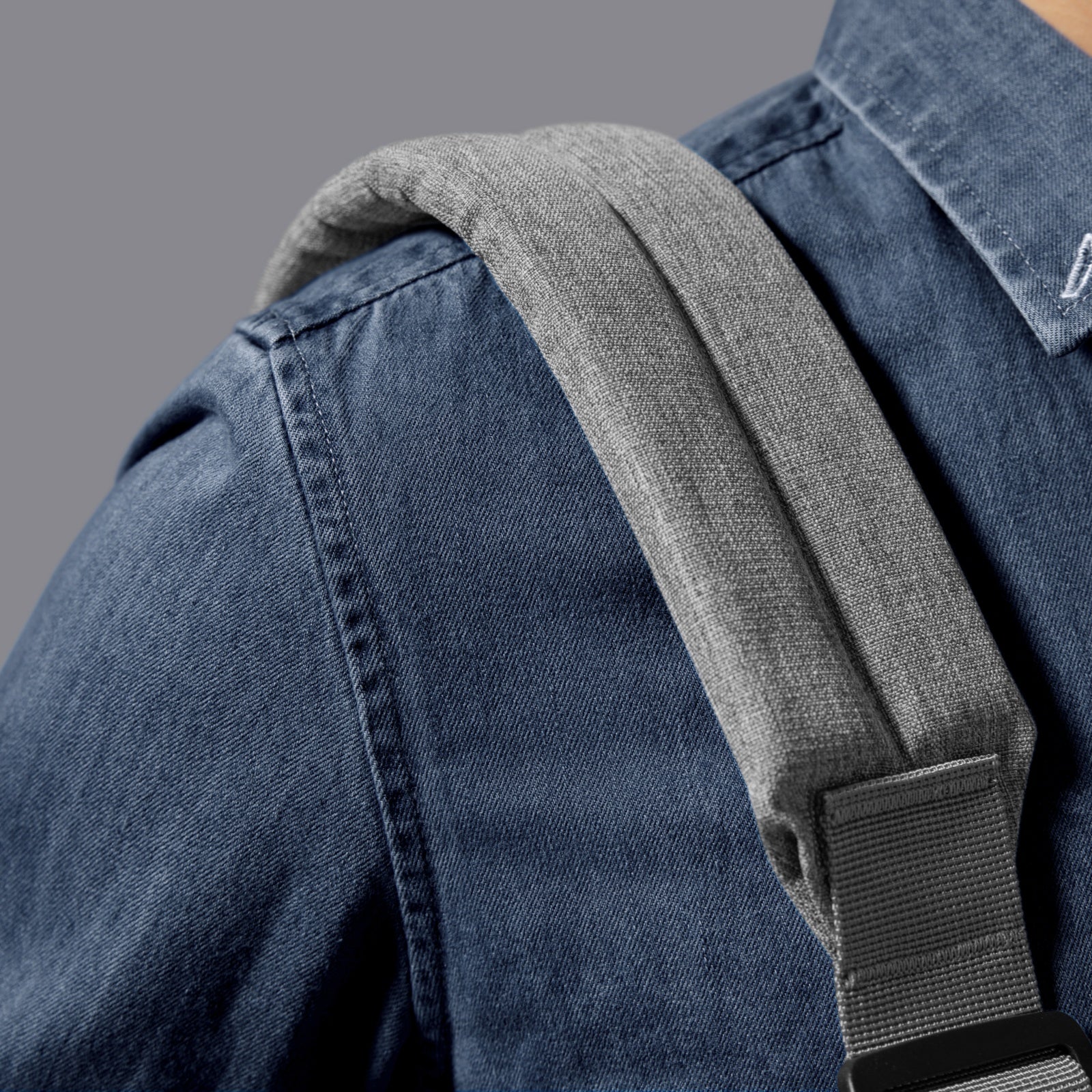 Defender-A40 Laptop Shoulder Bag for 16 inch MacBook Pro