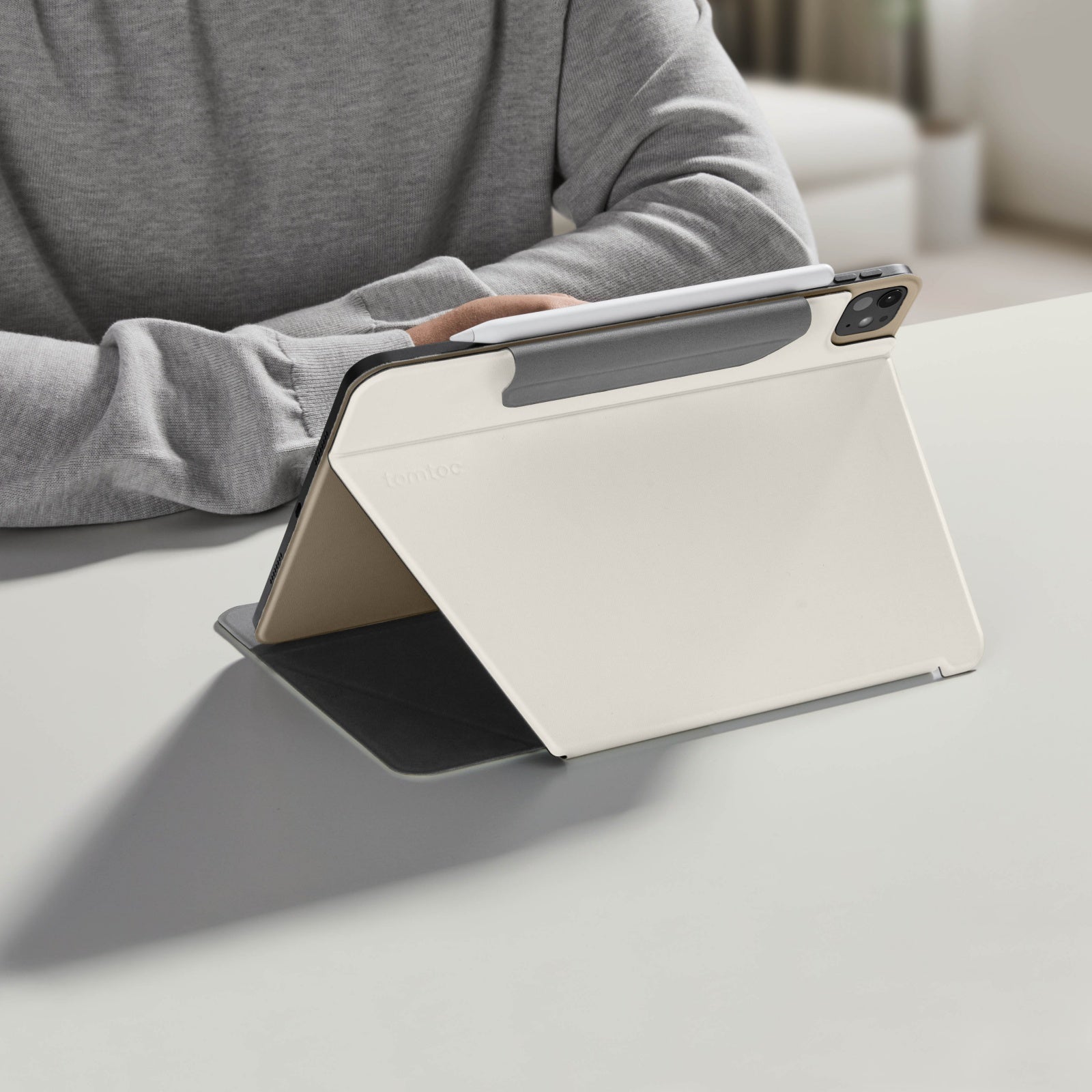 Inspire-B52 Detachable Tablet Case for 13 inch iPad Pro