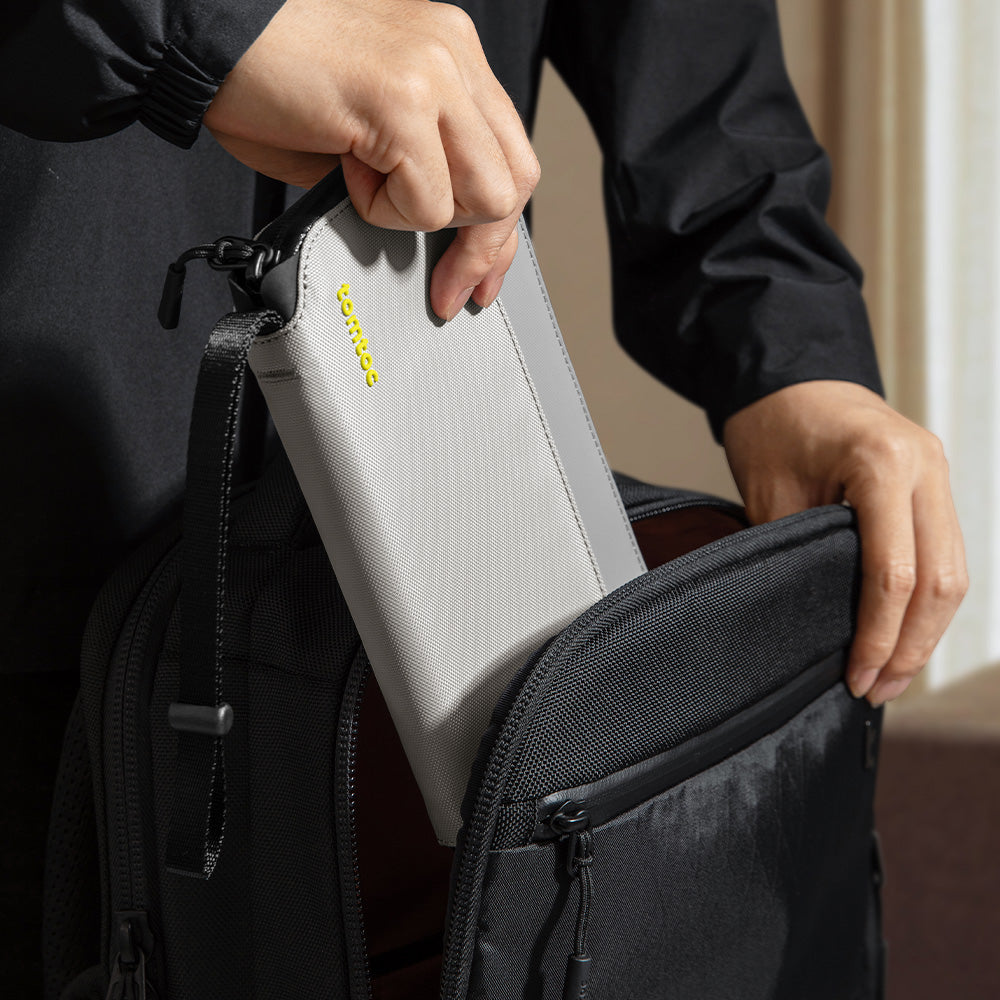 Navigator-T03 Passport Bag