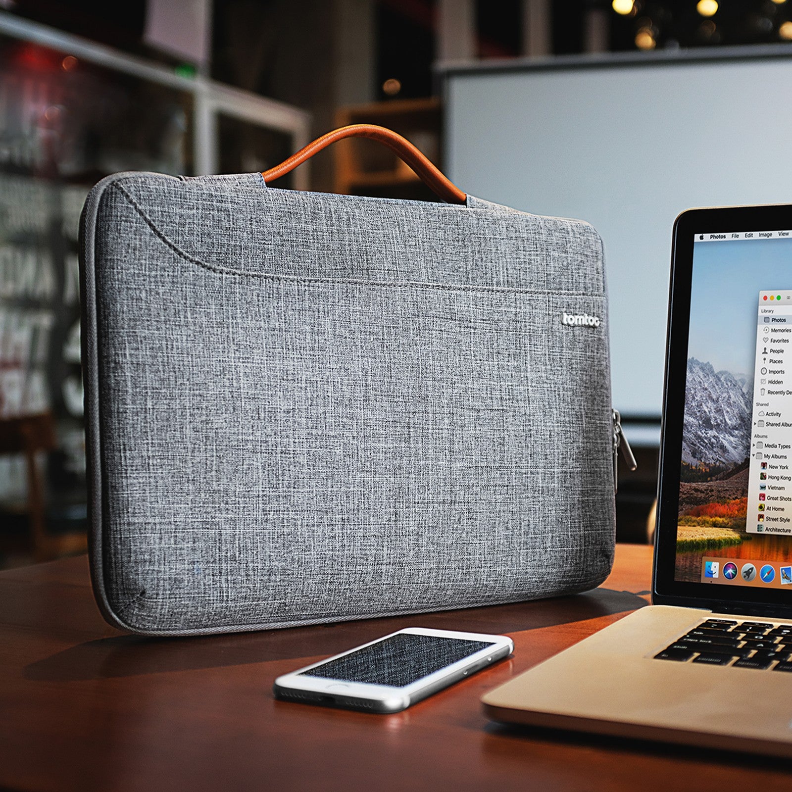 Defender-A22 Laptop Briefcase For 15-inch MacBook Pro