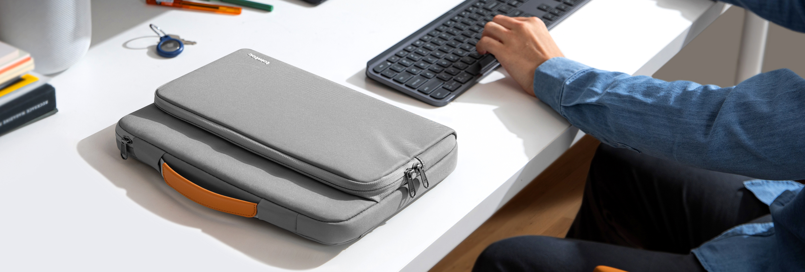 tomtoc A14 SERIES LAPTOP SLEEVE