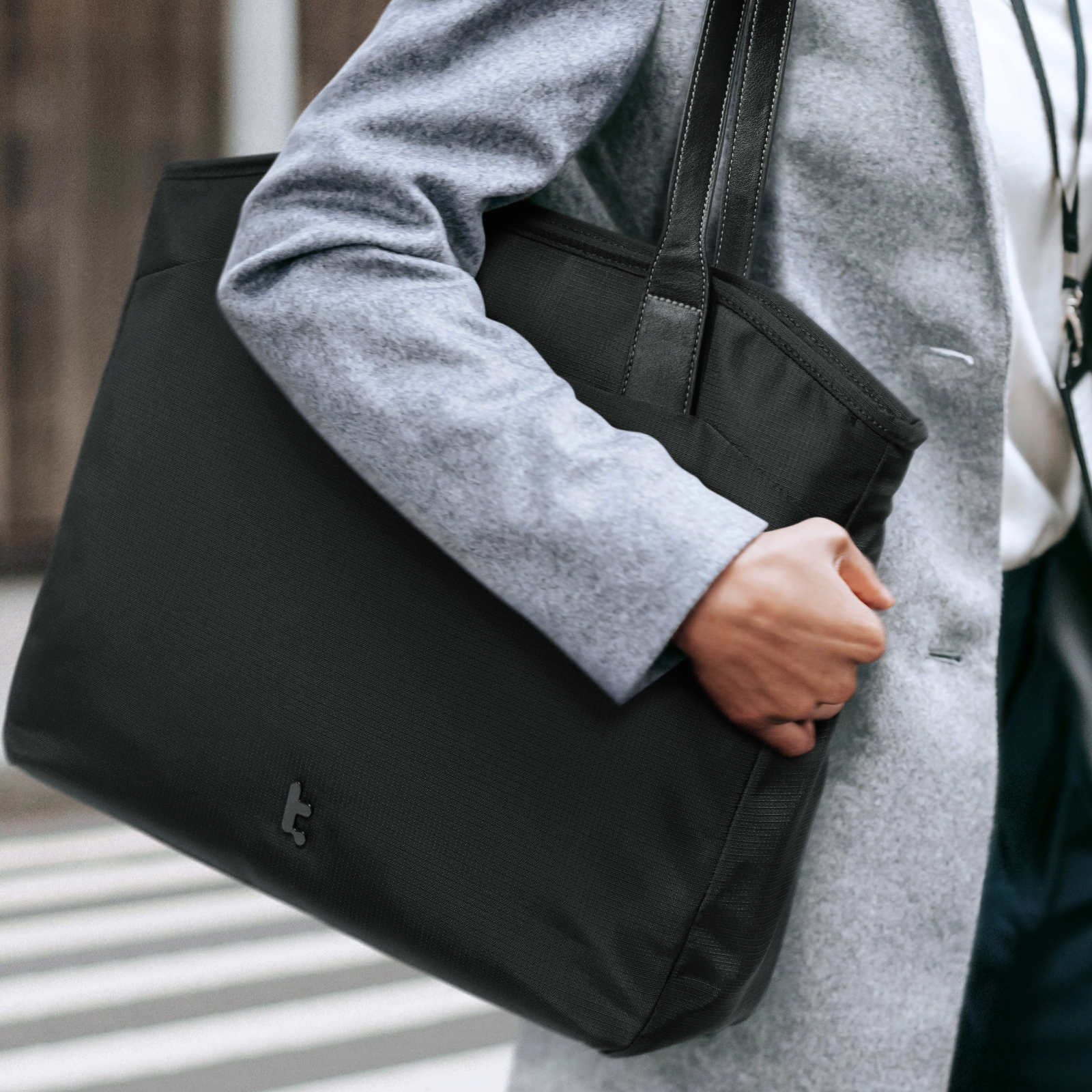 Versatile-T23 Laptop Tote Bag 12.5L