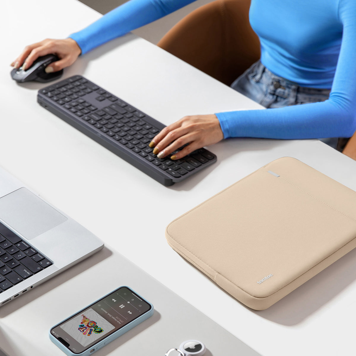 Defender-A13 Laptop Sleeve for 16 inch MacBook Pro