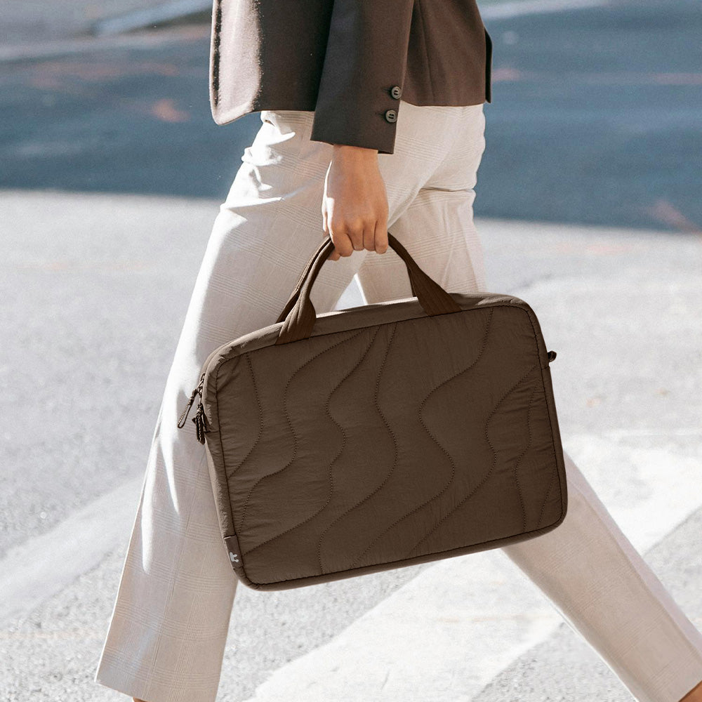 バッグ ootu tomtoc Terra-A28 Laptop Carrying Bag 14-inch – Lightweight