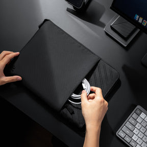 Voyage-A10 Laptop Sleeve for MacBook