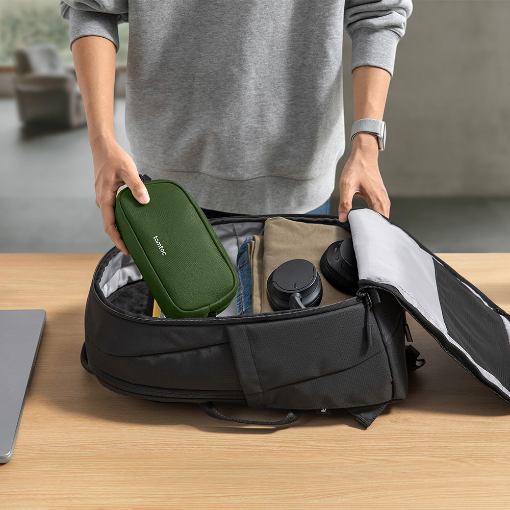 Lightweight Laptop Backpack for City Commuting