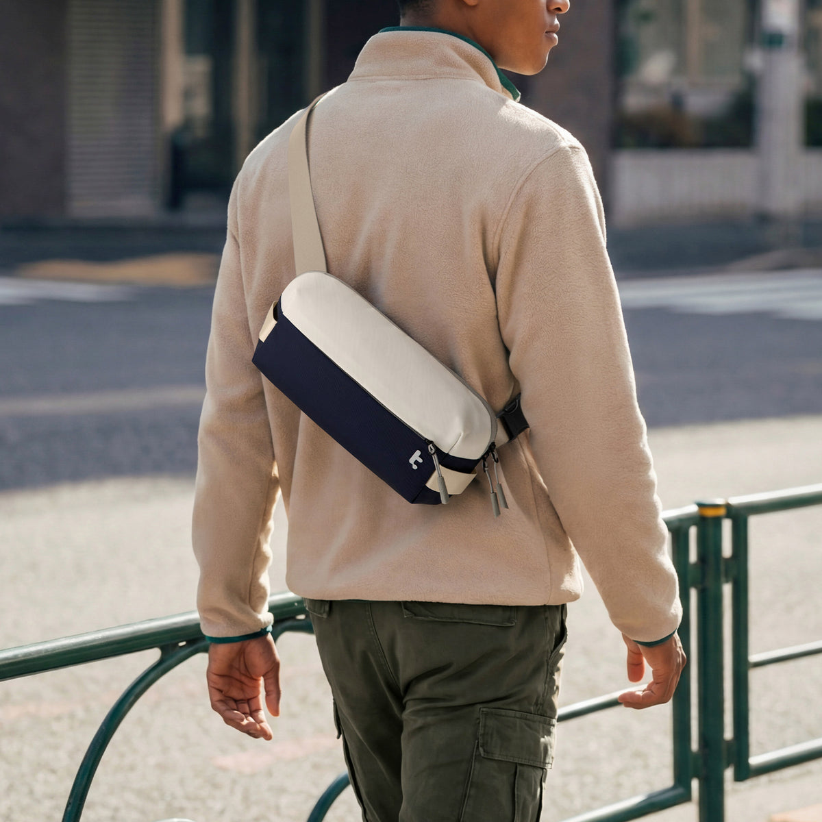 Explorer-T21 Sling Bag S