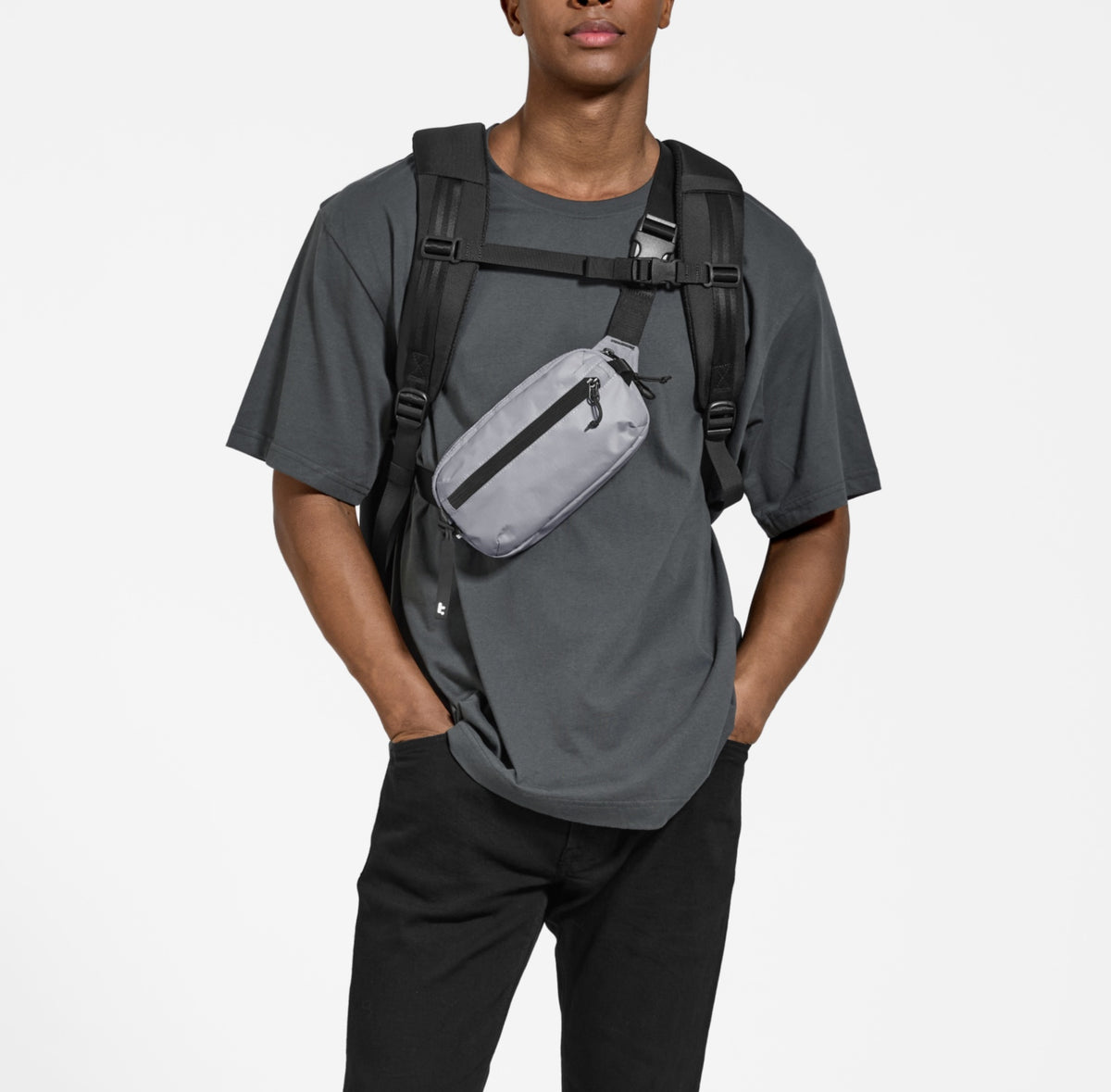 Aviator-T33 Chest Bag 2.5L - Gray