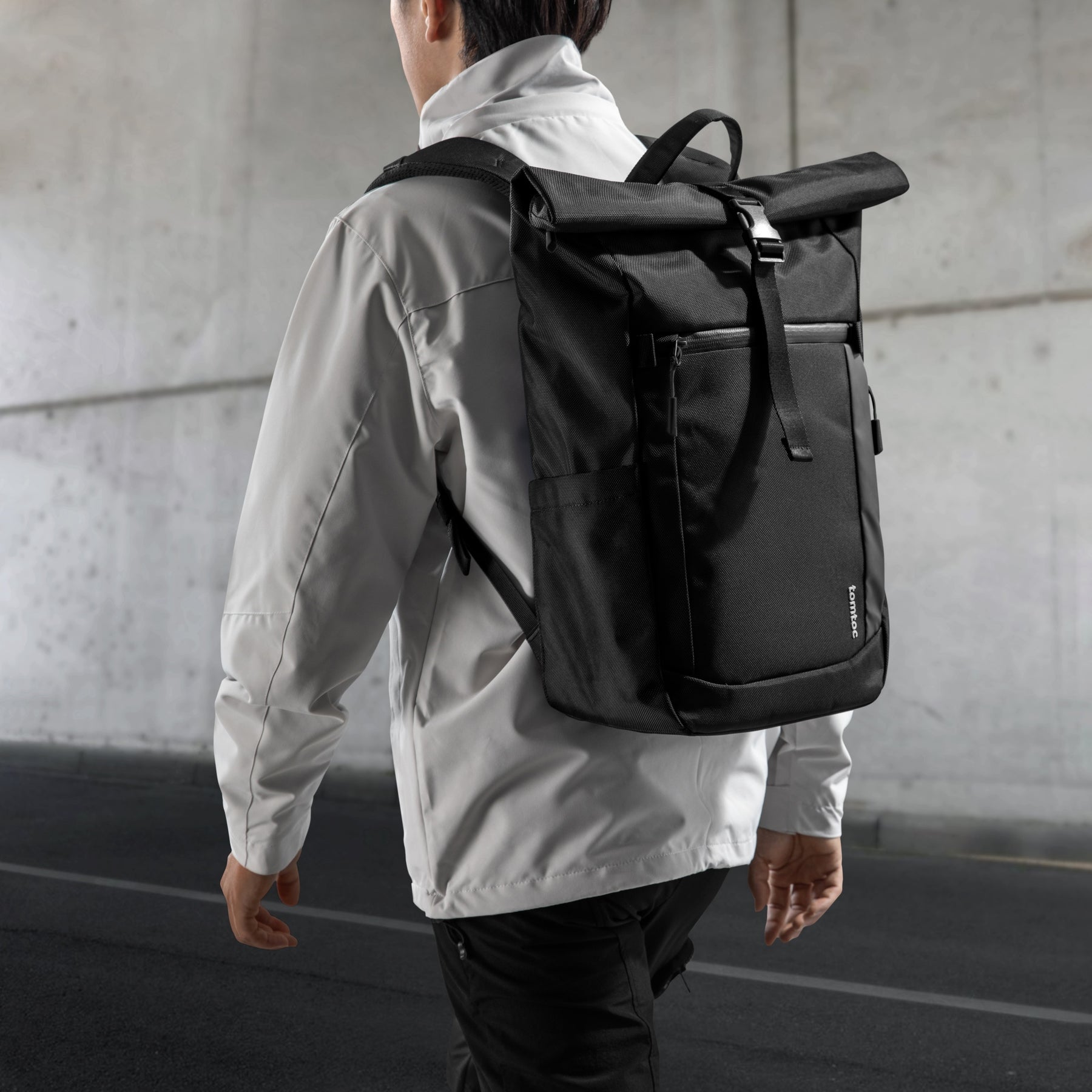 Navigator-T61 Rolltop Backpack 20L