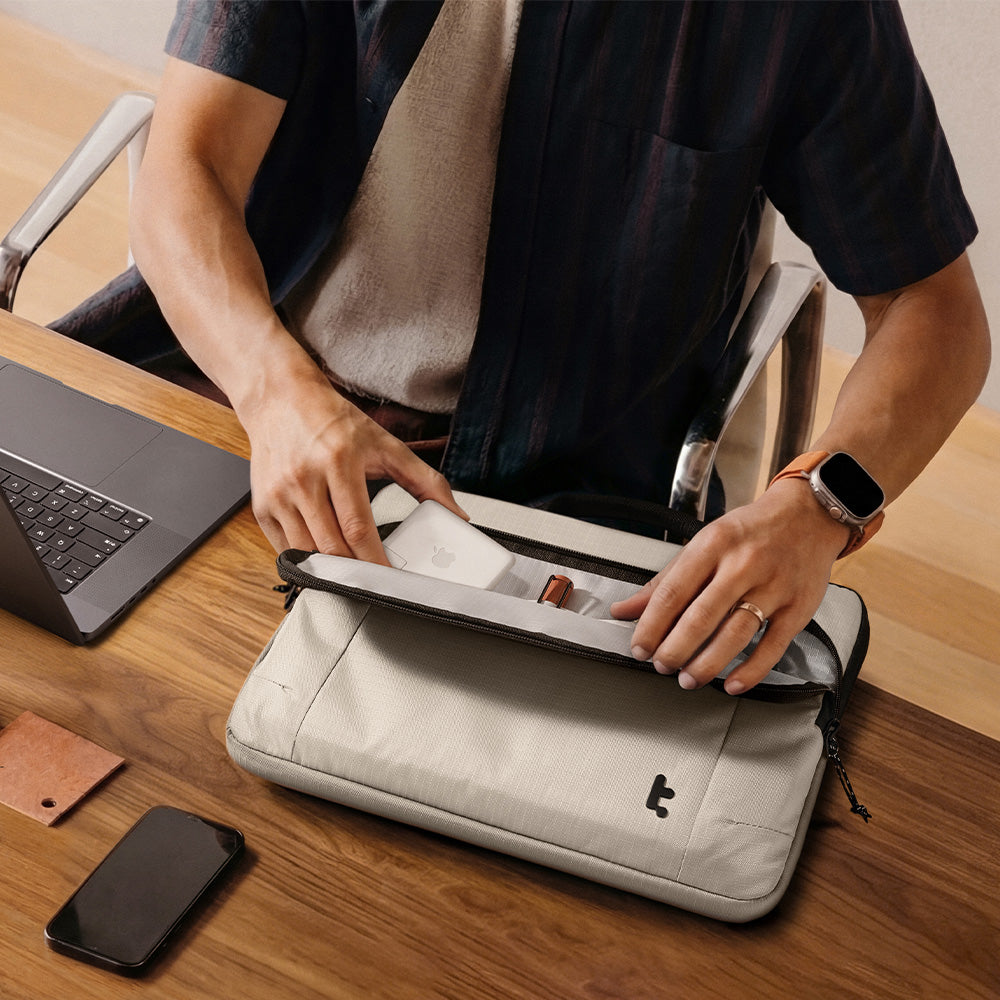 Essence-A34 Protective Laptop Bag for 13 inch New MacBook Air/Pro
