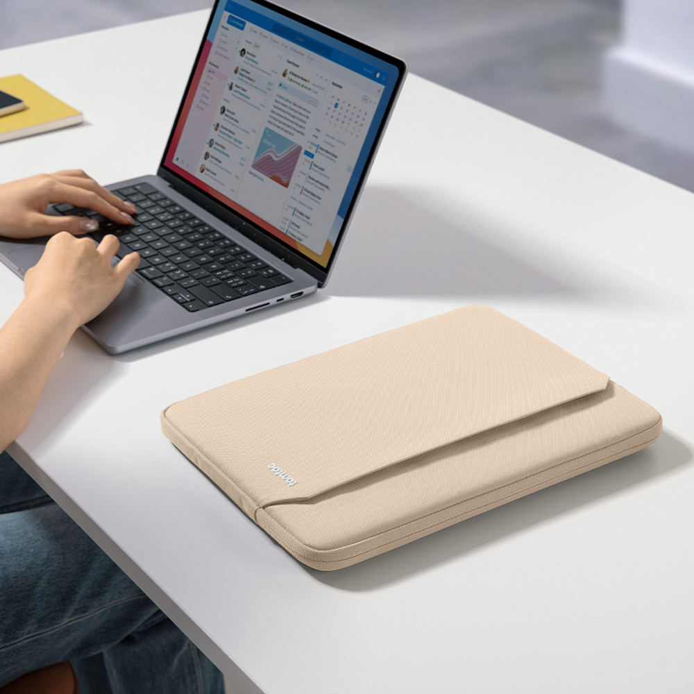 Light-A18 Laptop Sleeve for 15 inch MacBook Air