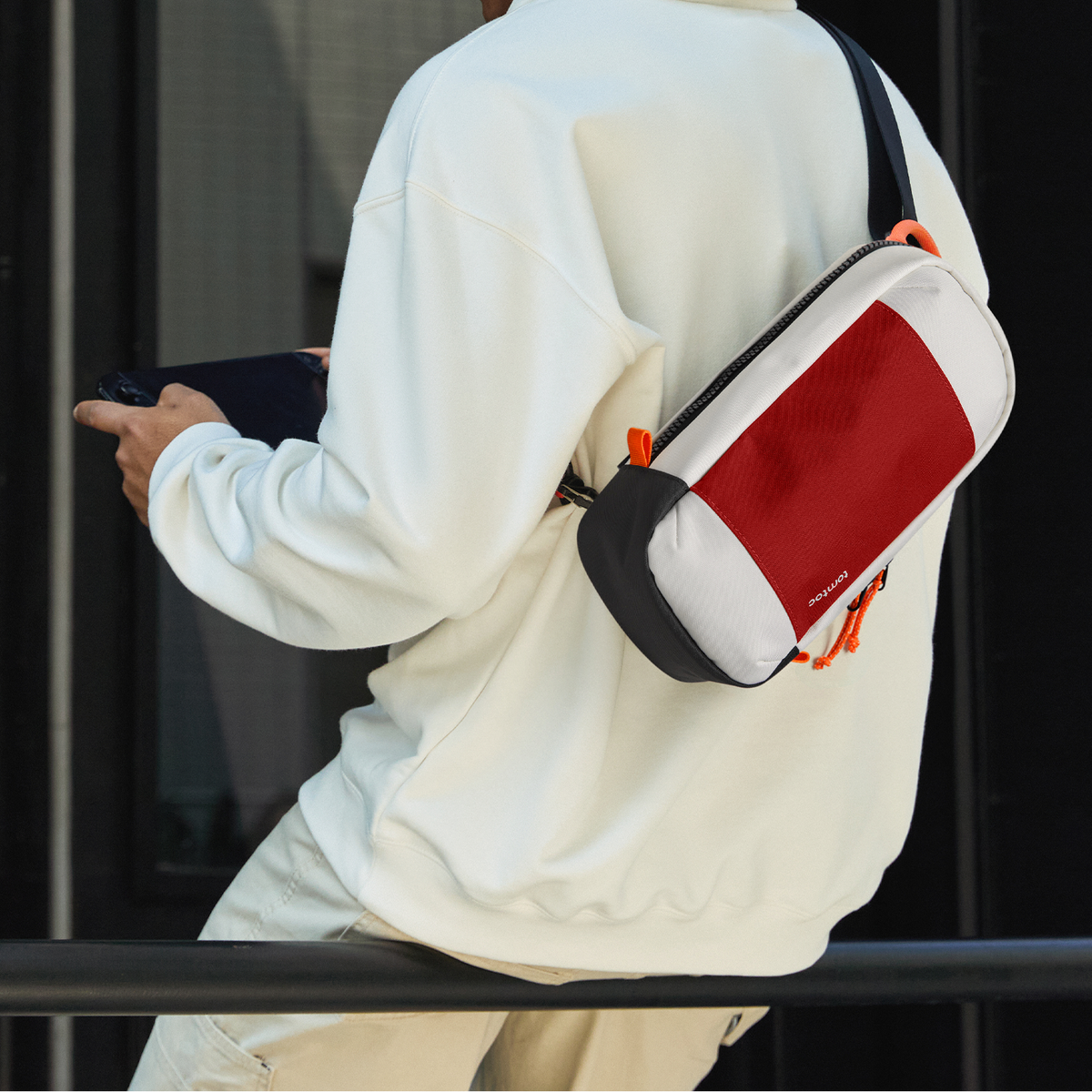 GameOn-G49 Nintendo Switch 2 Sling Bag