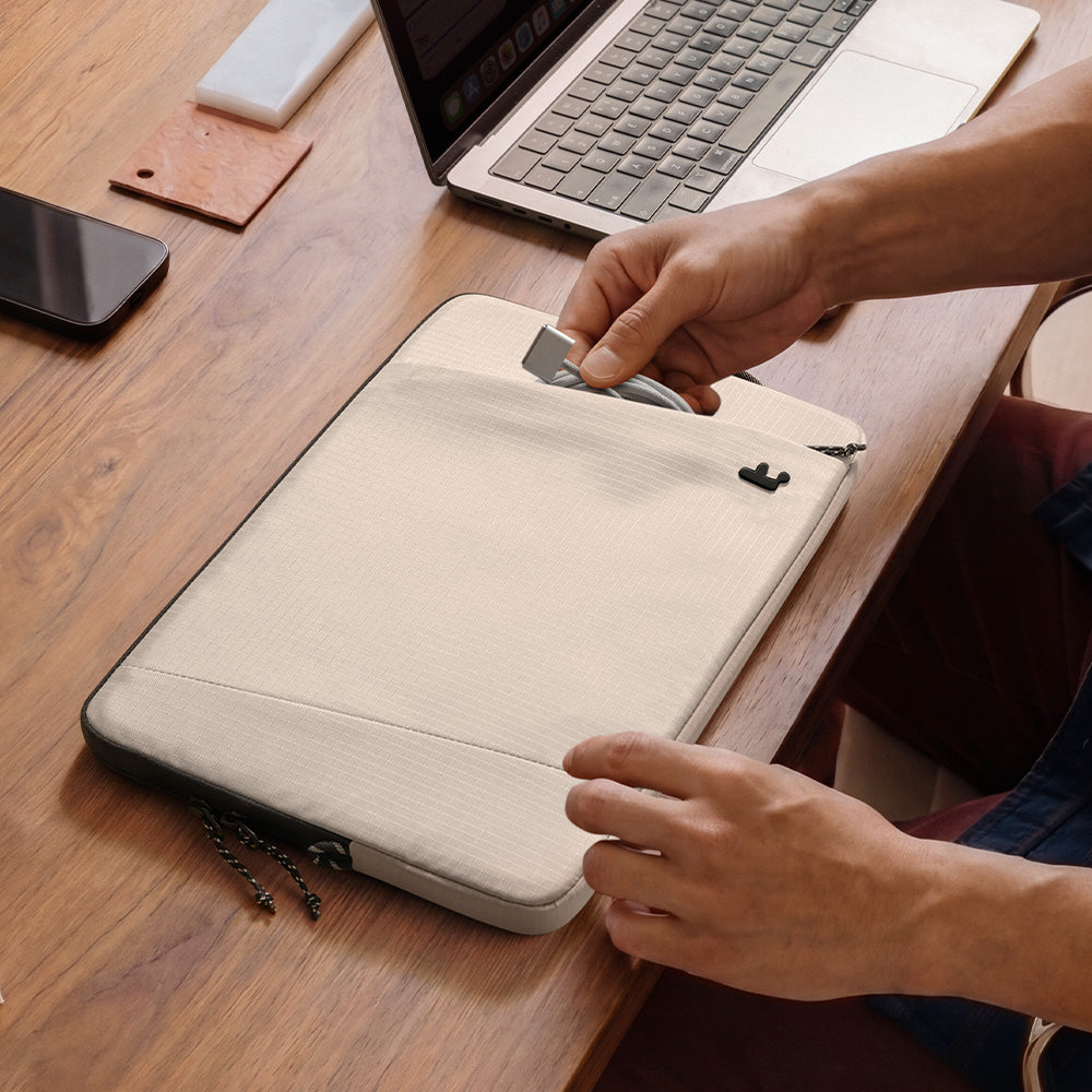 Essence-A35 Protective Laptop Sleeve for 13 inch New MacBook Air/Pro