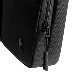 Defender-A42 Premium Laptop Shoulder Bag for 16 inch MacBook Pro