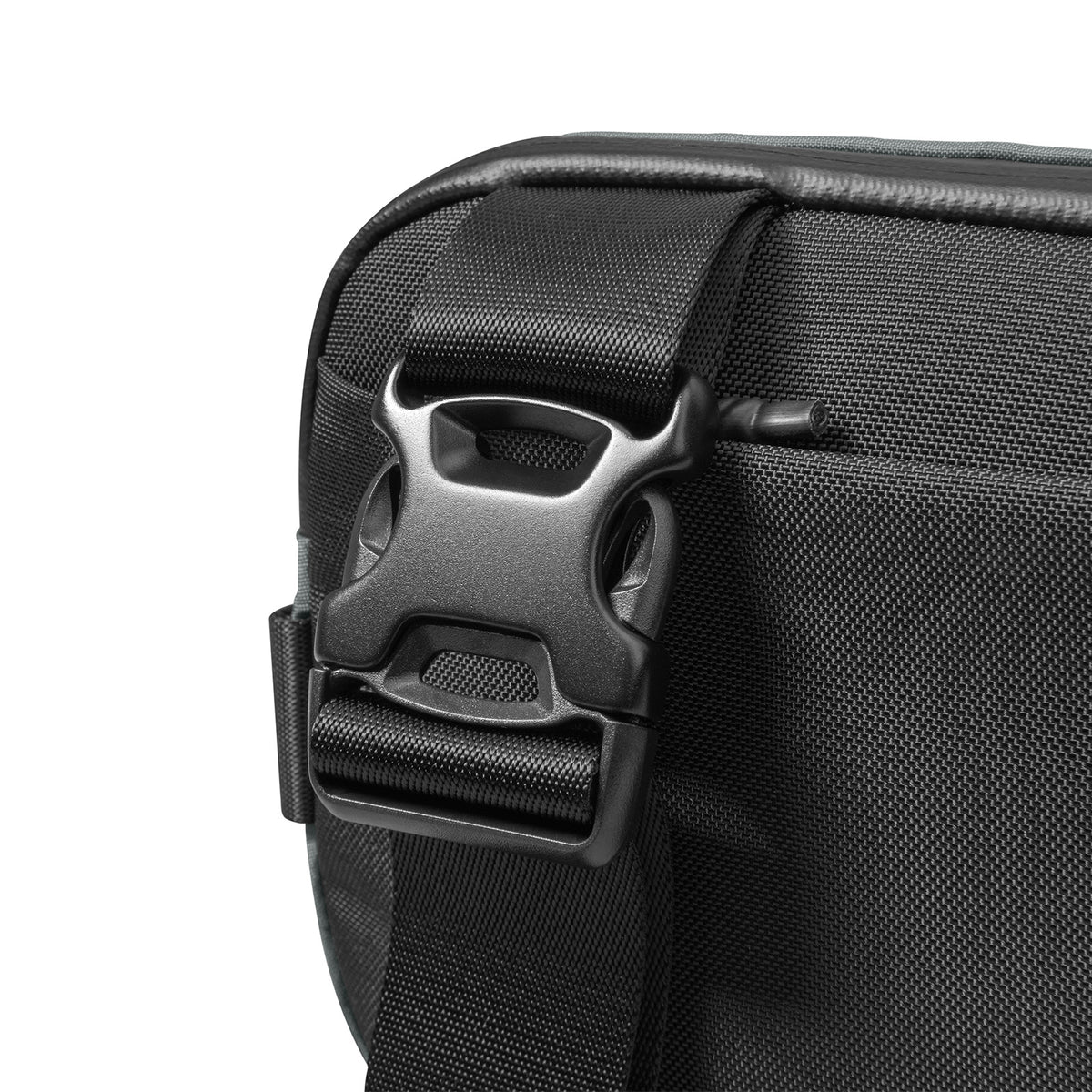 Explorer-T21 X-Pac Sling Bag S