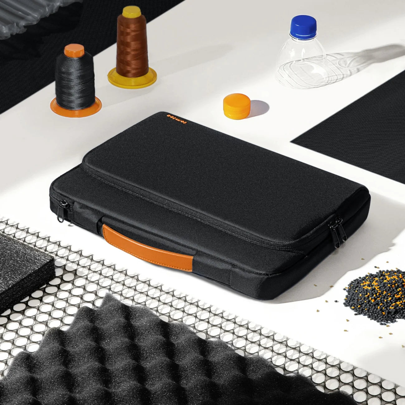 Laptop carrying case 15.6 clearance