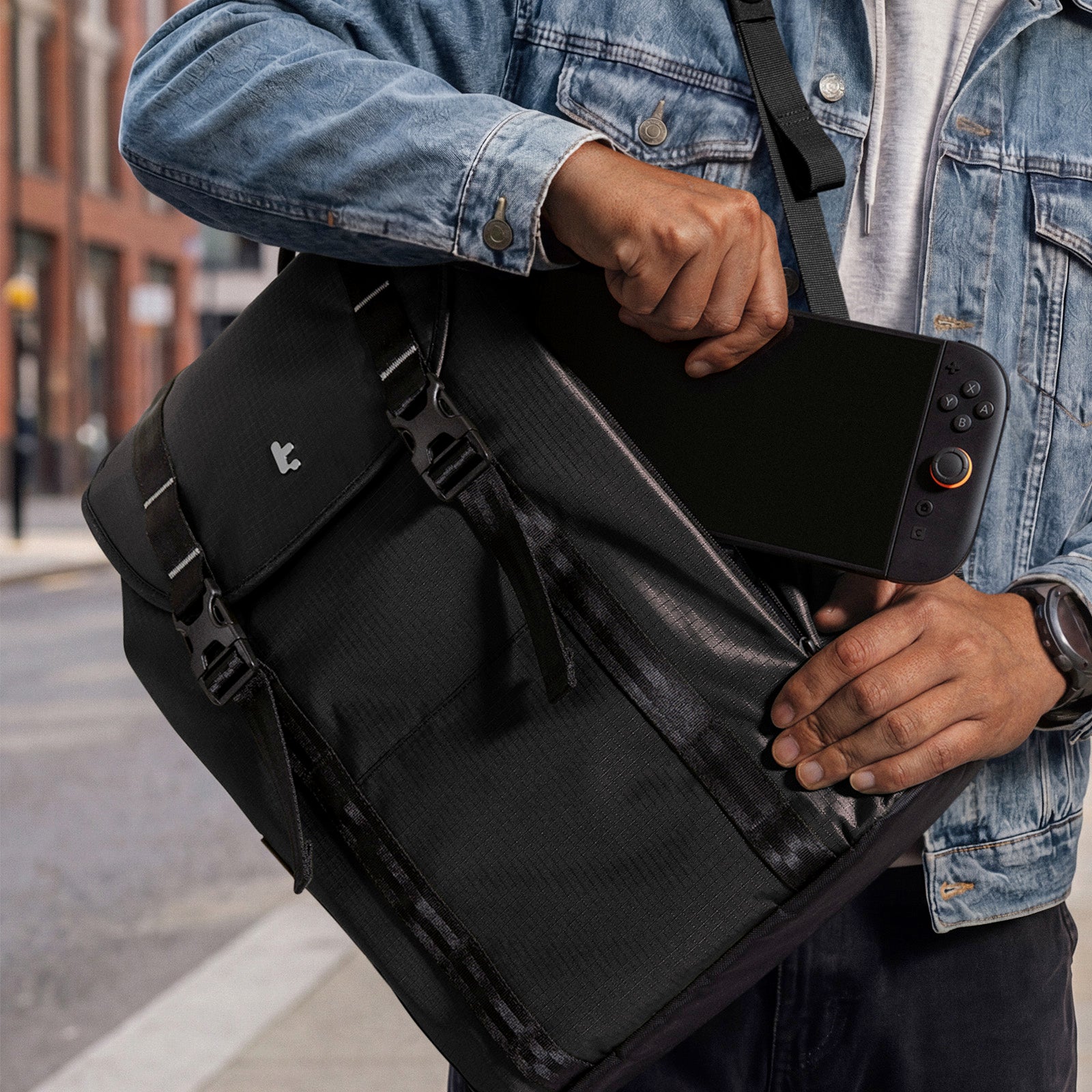バッグ yt_ot tomtoc Vintage Laptop Backpack – 22L Lightweight Water-Resistant