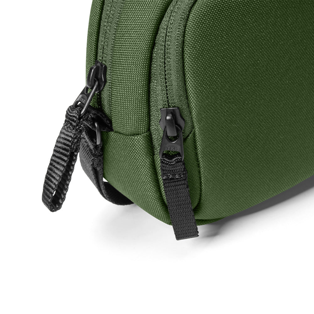 Light-T12 Electronic Accessory Pouch 1.8L