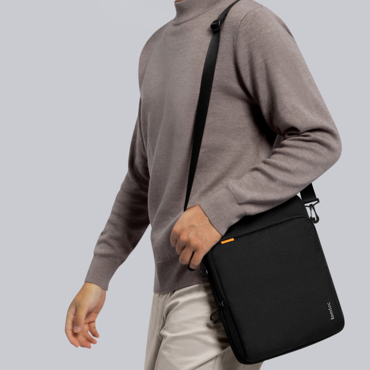 crossbody travel bag for ipad tomtoc Tablet Shoulder Bag for 10.1x7" for iPad Pro/Air (Bl H13-A01D