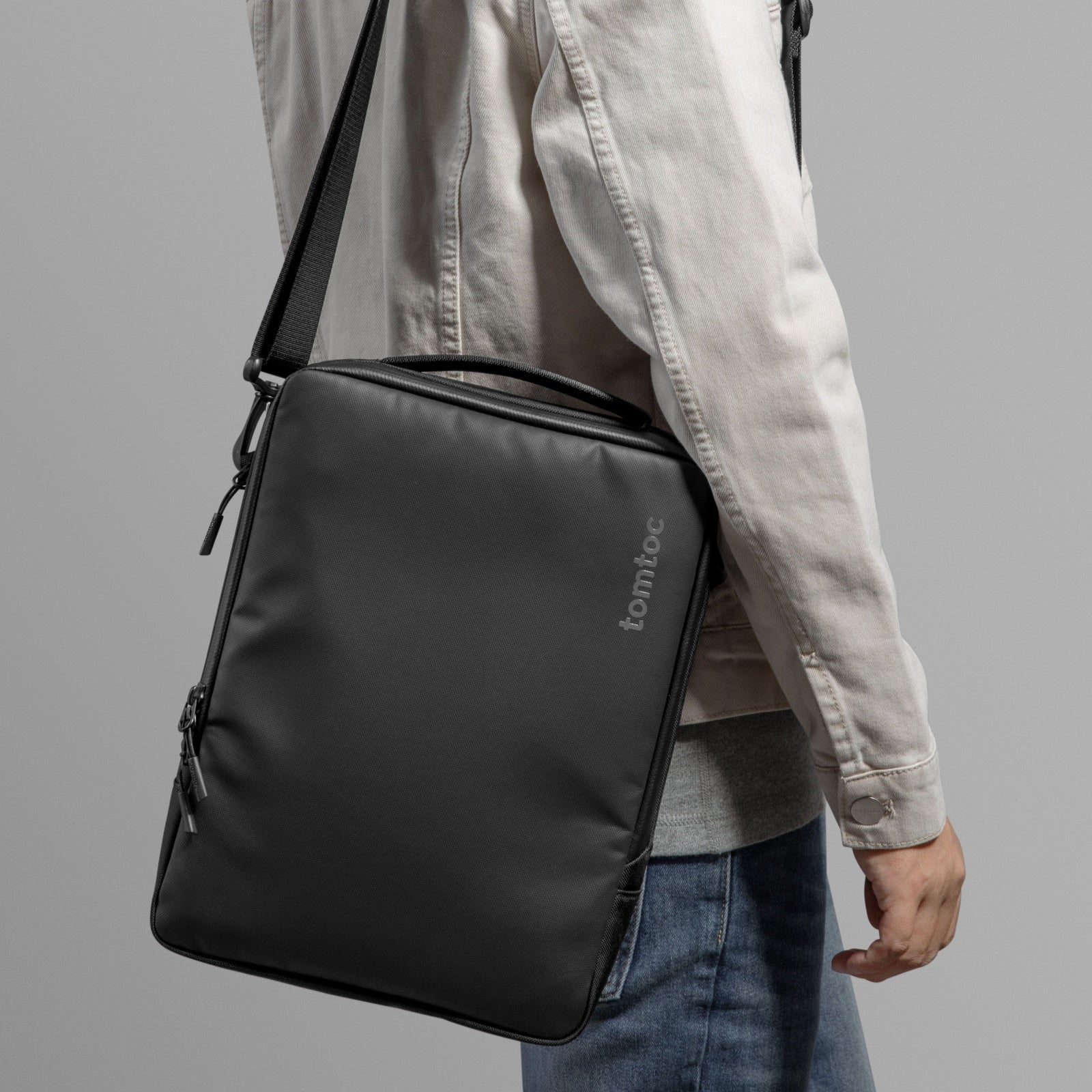 macbook pro 15 inch messenger bag