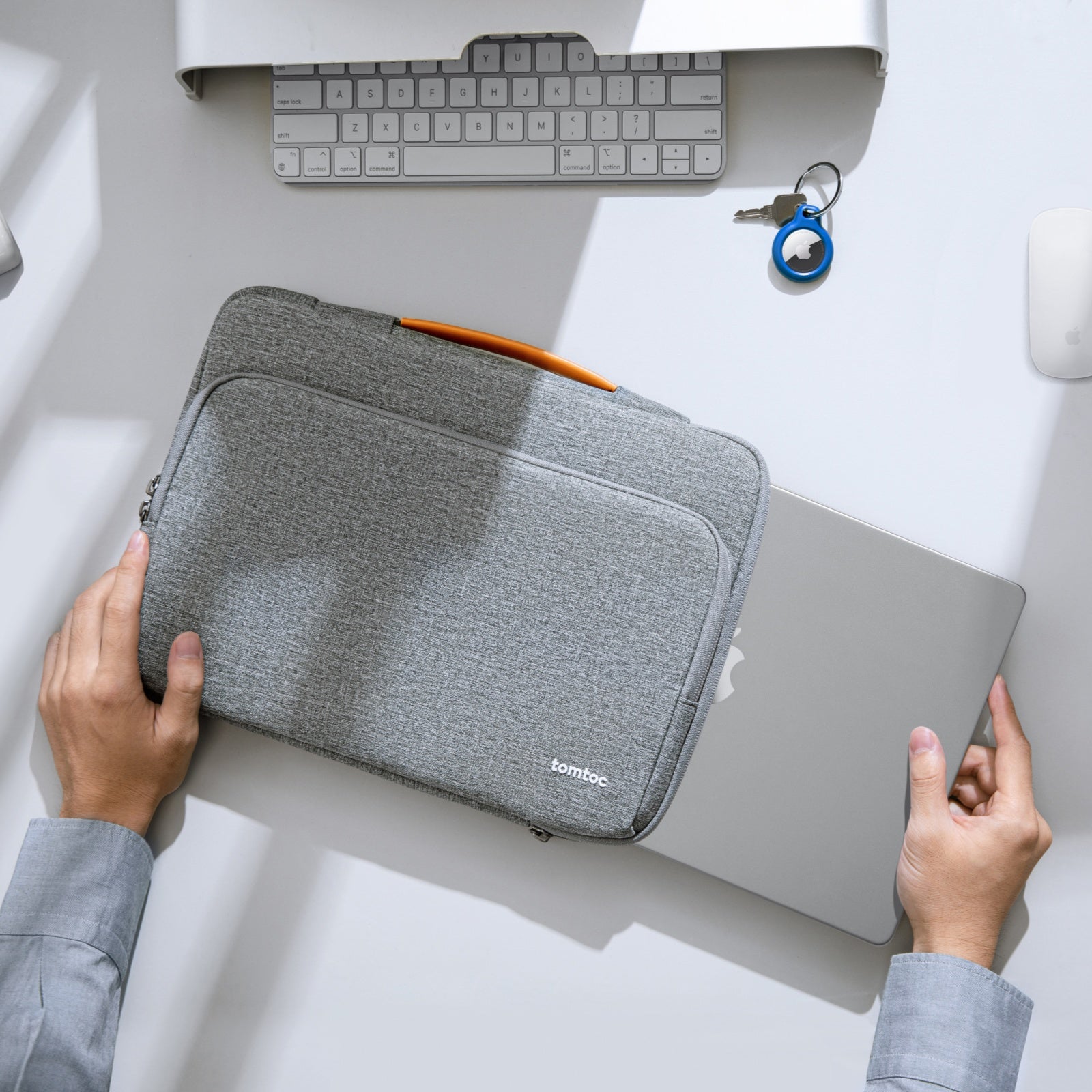 tomtoc Laptop Briefcase for 13-inch New MacBook Air – Slim