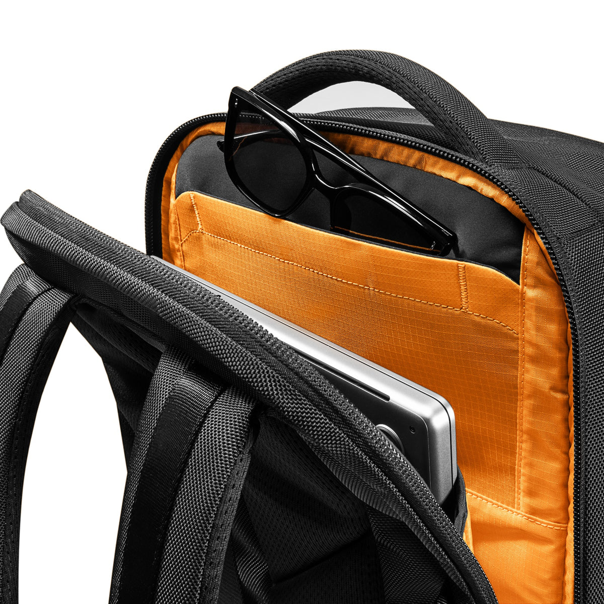backpack with a laptop compartment Flexform 3-Way Bag and padded laptop sleeveideal for airline travel and weekend trips. X-Pac Business Backpack for 16-inch