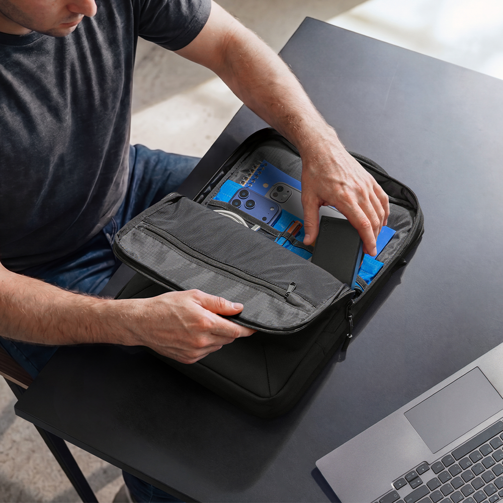 UrbanEX-A04 Laptop Shoulder Bag for 13.5-16.2 inch Laptop