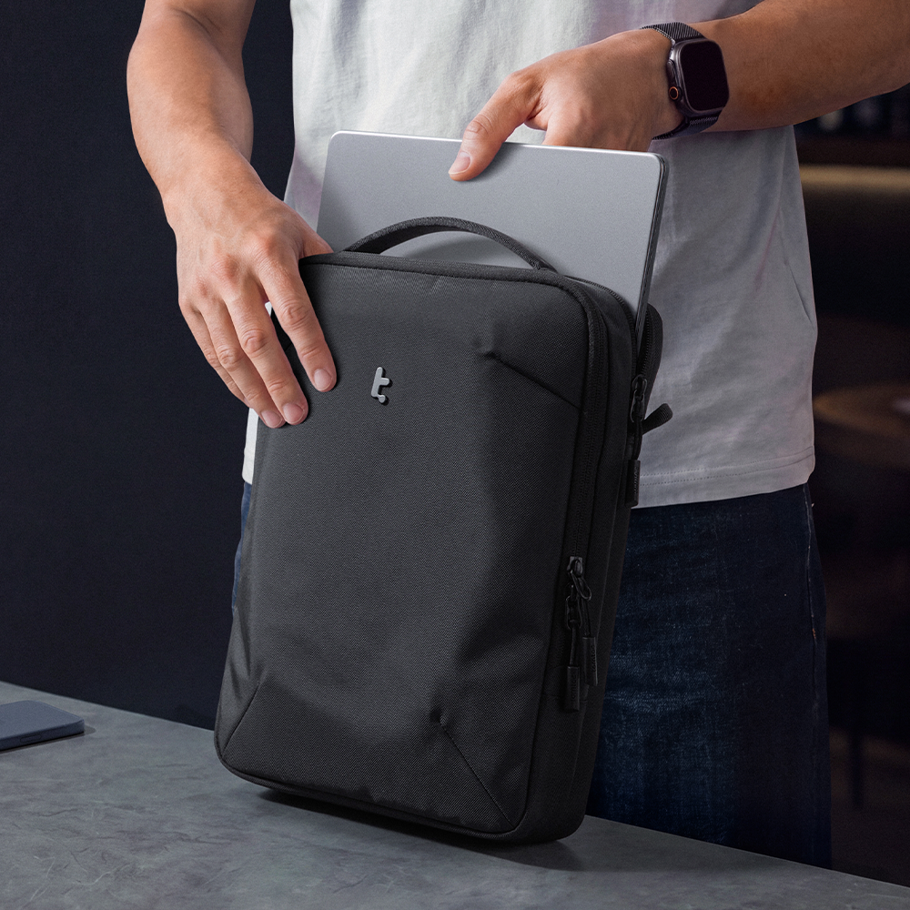 UrbanEX-A04 Laptop Shoulder Bag for 13.5-16.2 inch Laptop