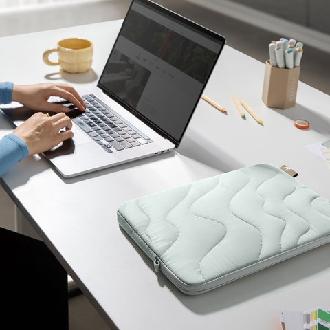 tomtoc Puffy Laptop Sleeve for 13-inch New MacBook Air