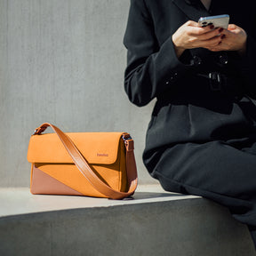 Versatile-A0203 Switch Daily Bag