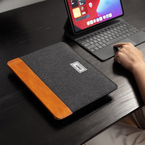 Light-B16 Laptop Sleeve for 11-inch/12.9-inch iPad Pro
