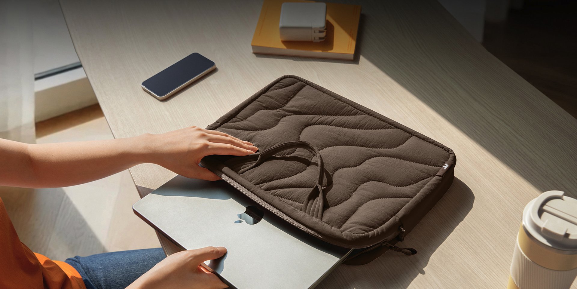 Terra - A28 Versatile Laptop Carrying Bag, Work Naturally, Carry Beautifully