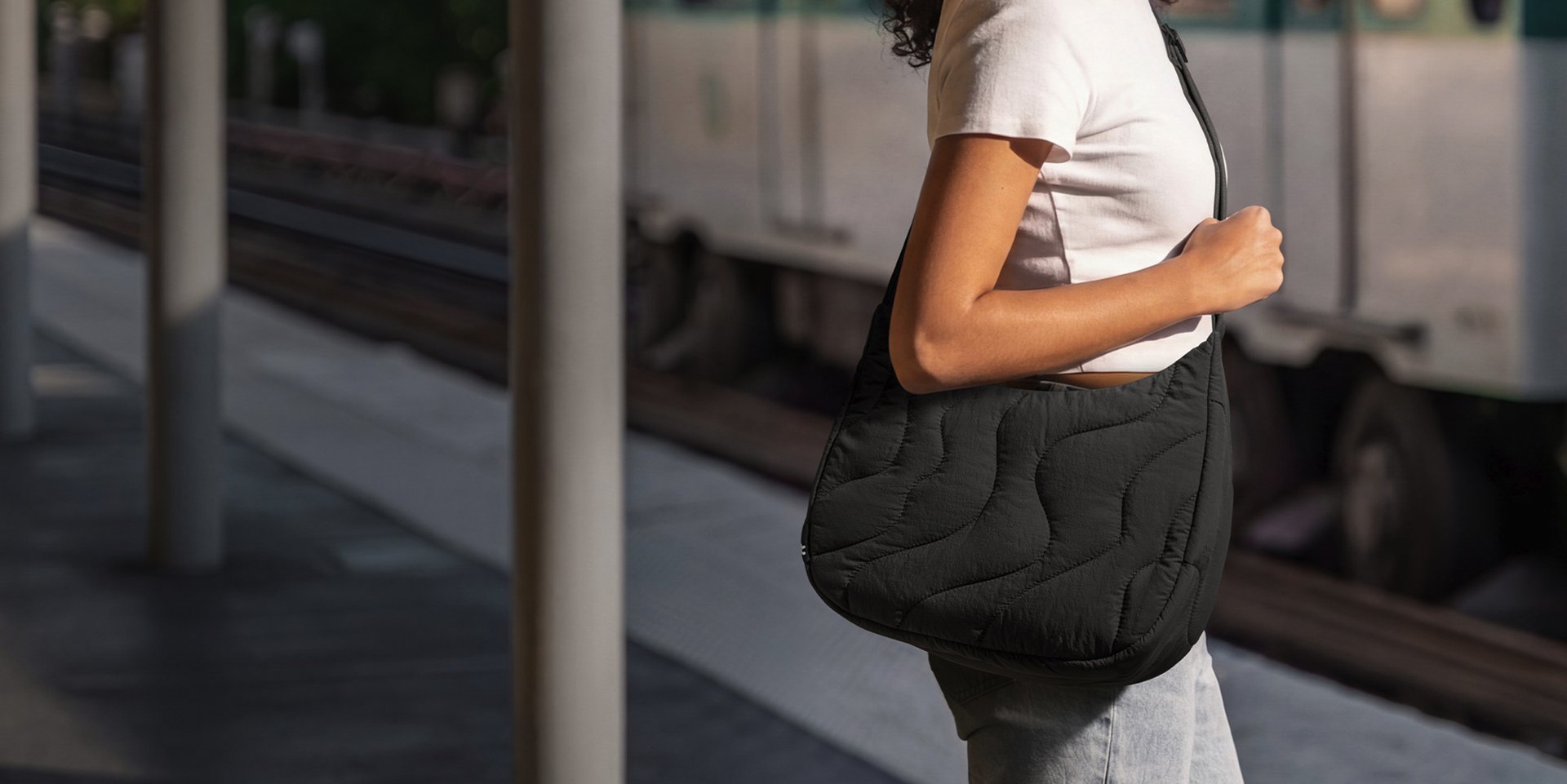 Terra - T34 Light Crossbody Bag (9L), Everyday Ease, Effortlessly Carried