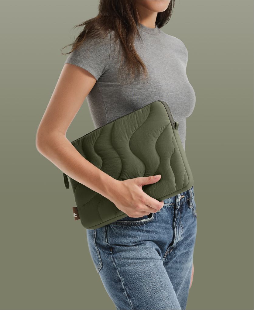 Terra laptop sleeve in green